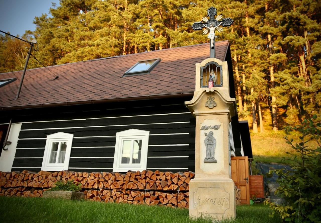Roubenka 1818 Villa Vselibice Exterior foto
